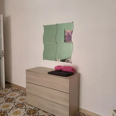 בית הארחה Sweet Tiburtina Station רומא